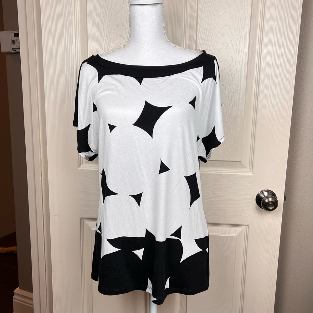 Black & White Contempo Dot Blouse